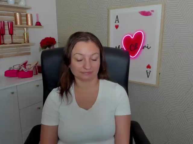 angelaLove13 live cam on BongaCams
