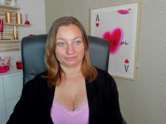 angelaLove13 live cam on BongaCams