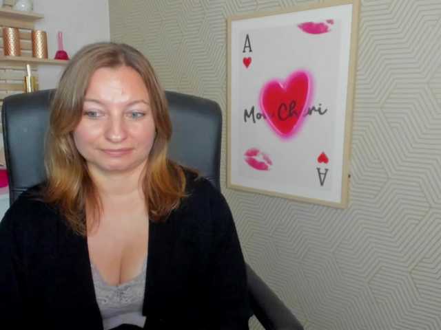 angelaLove13 live cam on BongaCams
