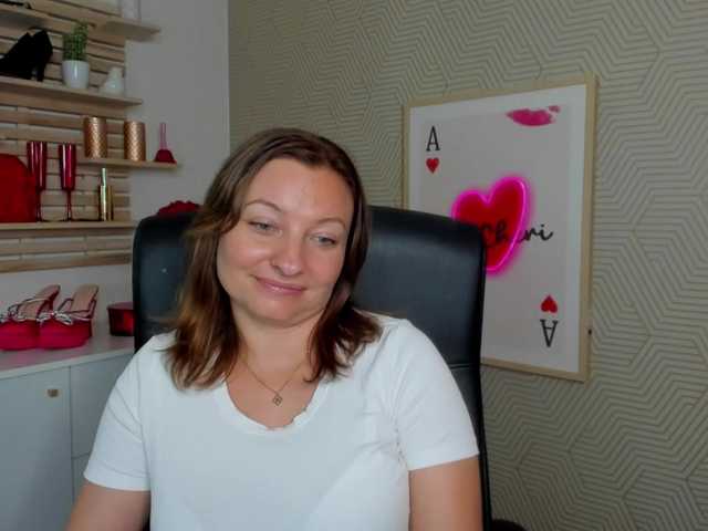 angelaLove13 live cam on BongaCams