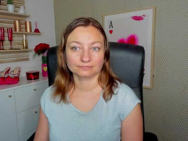 angelaLove13 live webcam show