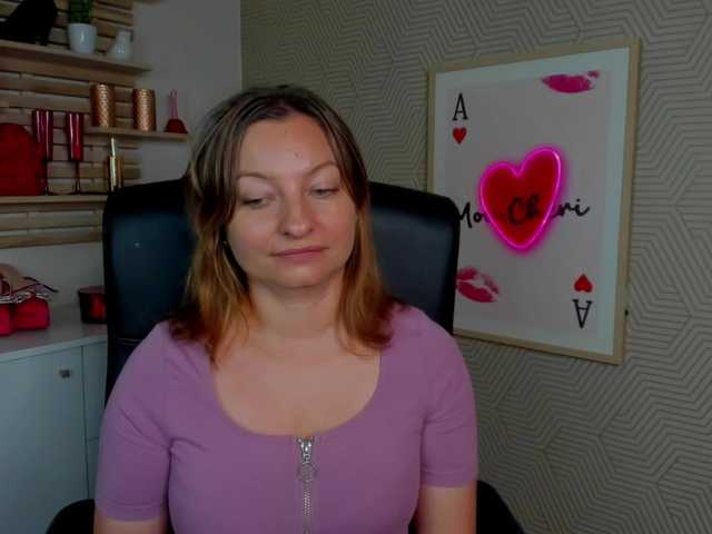 angelaLove13 live cam on BongaCams