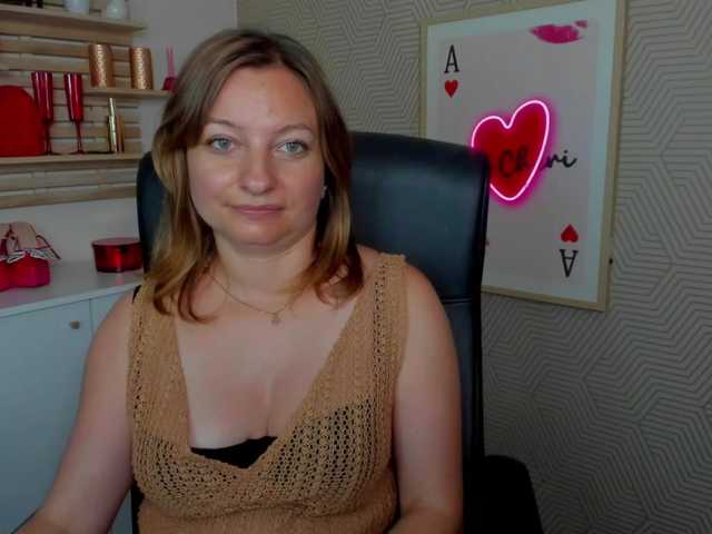 angelaLove13 live cam on BongaCams