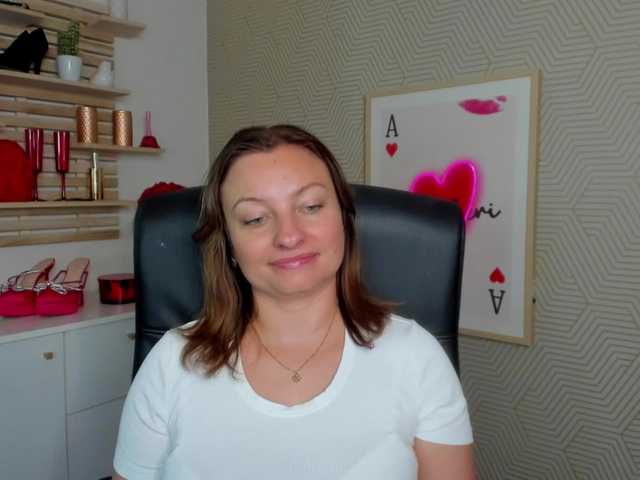 angelaLove13 live cam on BongaCams