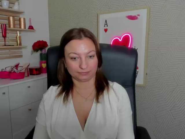 angelaLove13 live cam preview