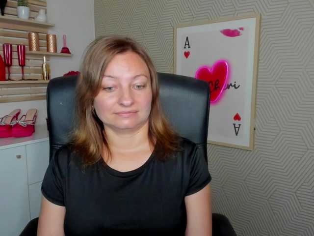 angelaLove13 live cam on BongaCams