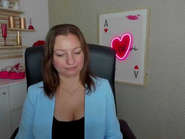 angelaLove13 live cam on BongaCams