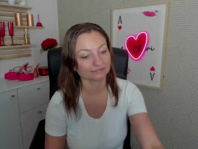 angelaLove13 live cam preview