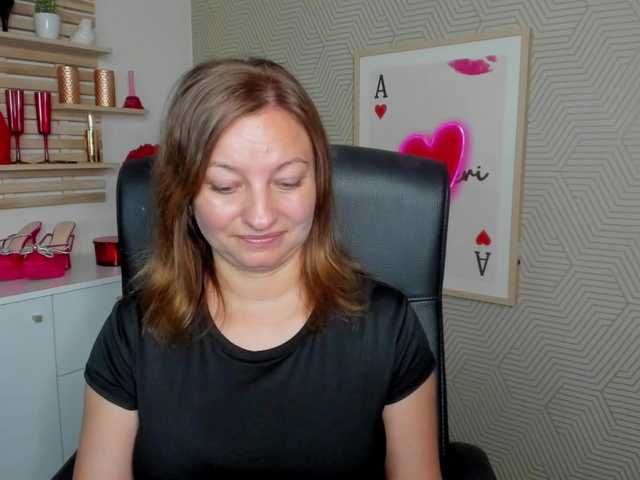 angelaLove13 live cam on BongaCams