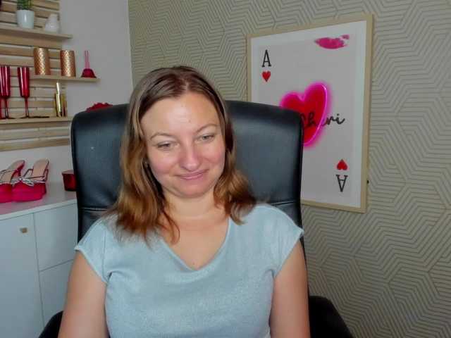 angelaLove13 live cam on BongaCams
