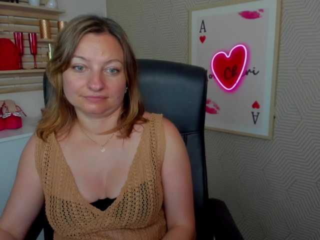 angelaLove13 live cam on BongaCams