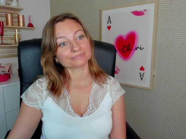 angelaLove13 live cam on BongaCams