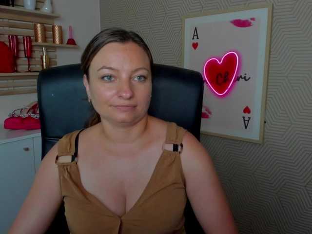 angelaLove13 live cam on BongaCams