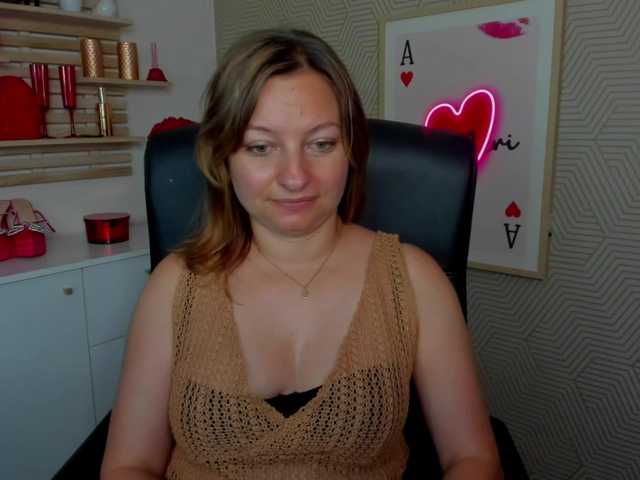 angelaLove13 live cam on BongaCams