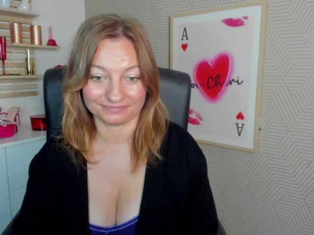 angelaLove13 live cam on BongaCams
