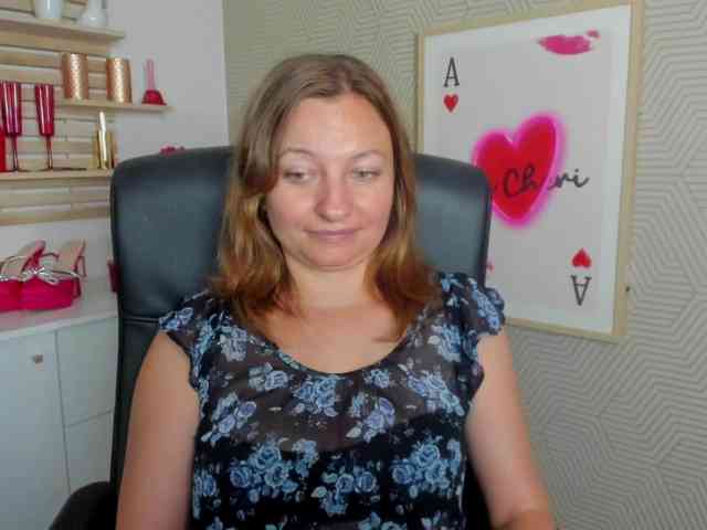 angelaLove13 webcam