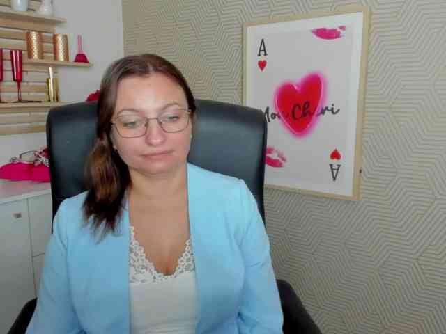 angelaLove13 webcam