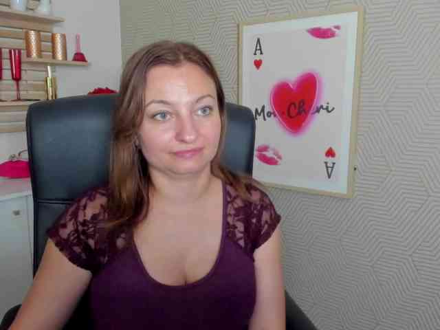 angelaLove13 webcam