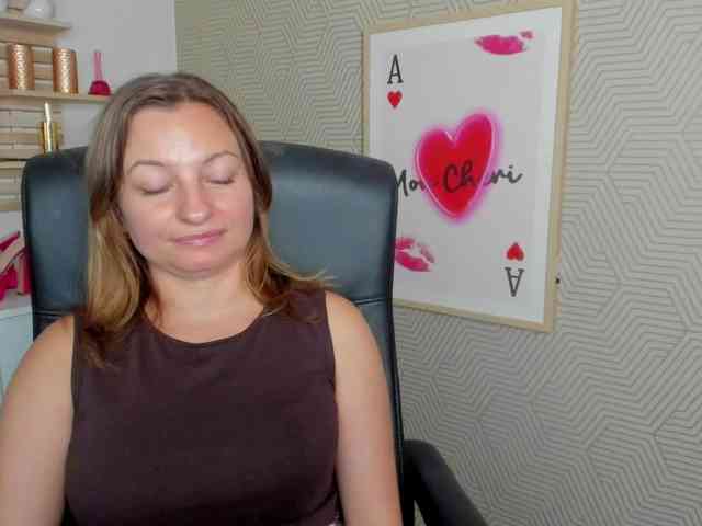 Model: angelaLove13
