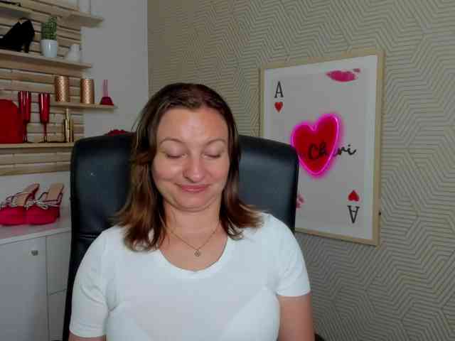 angelaLove13 webcam