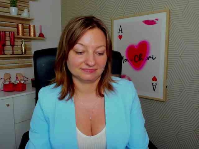 angelaLove13 webcam