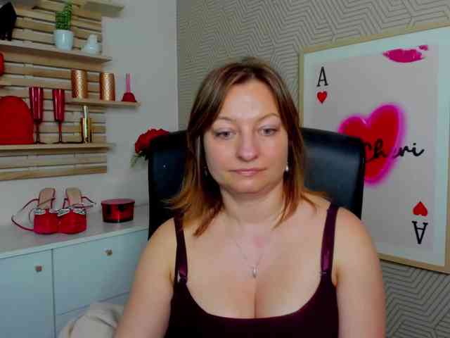 Model: angelaLove13