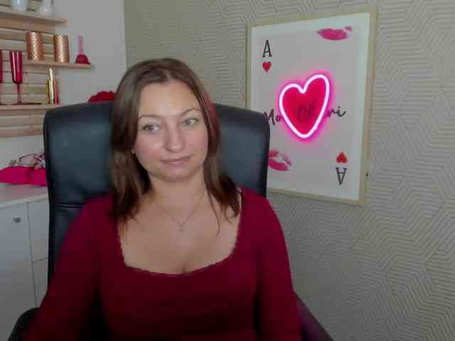 angelaLove13 webcam