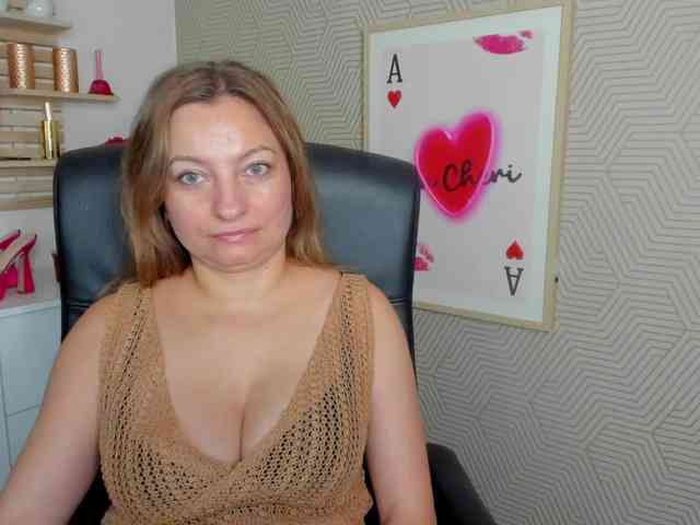 Model: angelaLove13