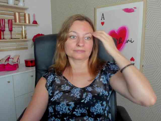 Model: angelaLove13
