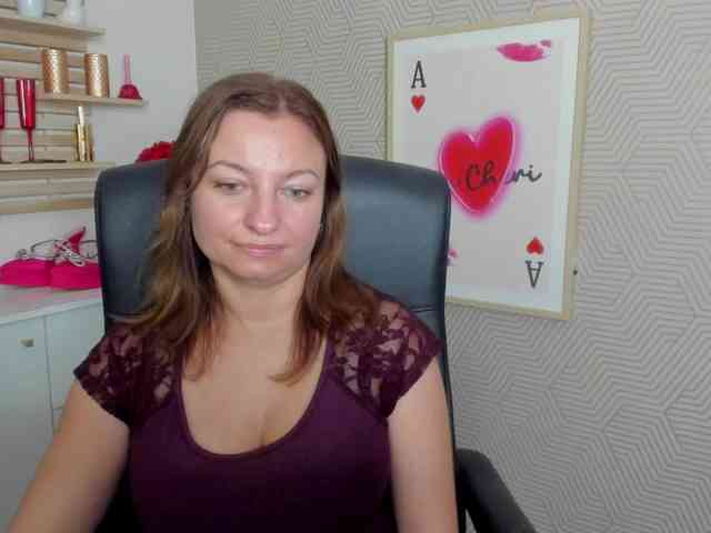 angelaLove13 webcam