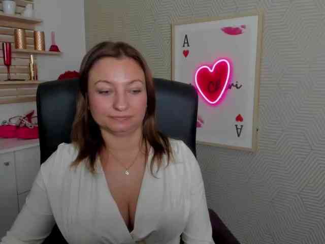 Model: angelaLove13