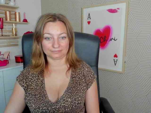 Model: angelaLove13