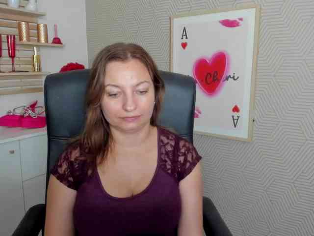 angelaLove13 webcam