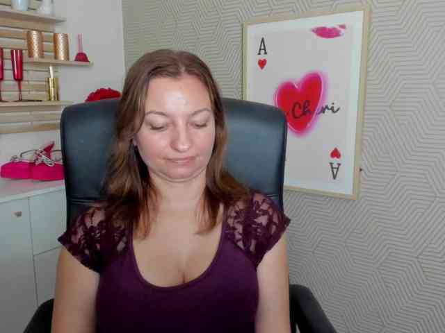 angelaLove13 webcam