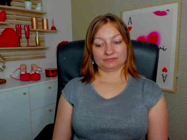 Model: angelaLove13
