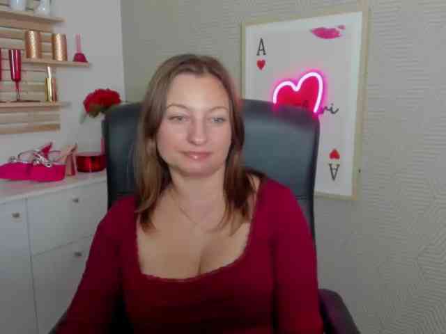 Model: angelaLove13