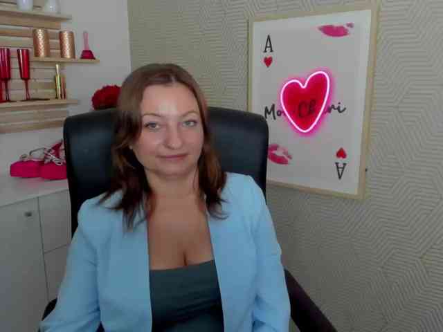 angelaLove13