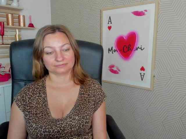 Model: angelaLove13