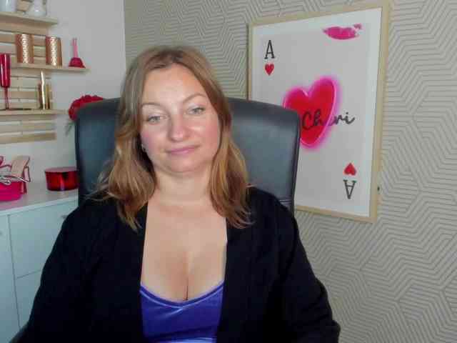 angelaLove13 webcam
