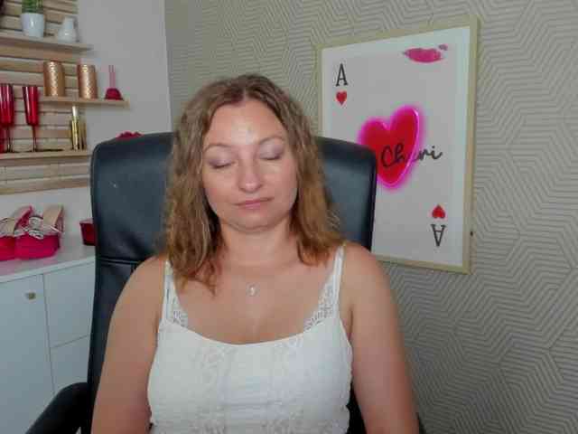 angelaLove13 webcam