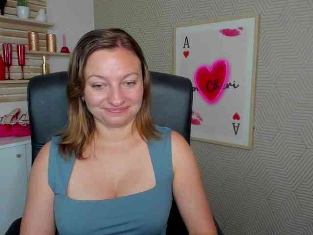 angelaLove13 webcam
