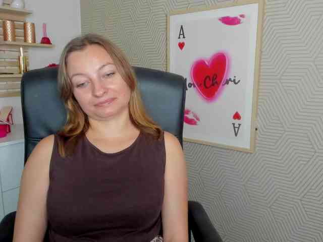 Model: angelaLove13