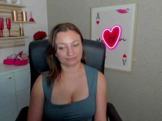 angelaLove13