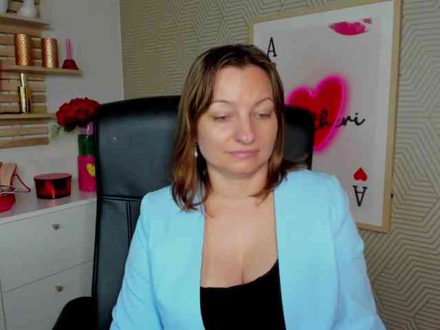 angelaLove13 webcam