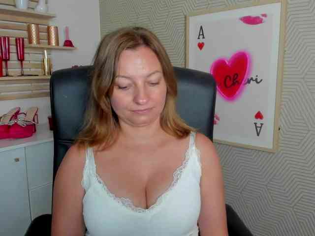angelaLove13 webcam