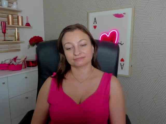 angelaLove13 webcam