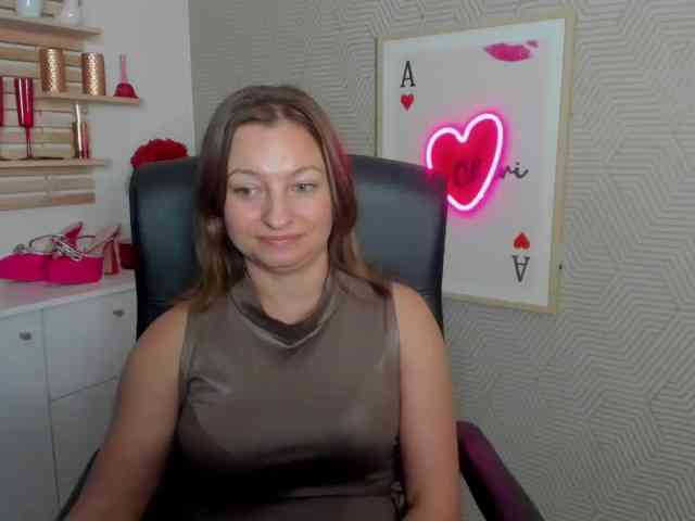 angelaLove13 webcam