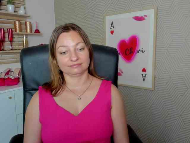 angelaLove13 webcam