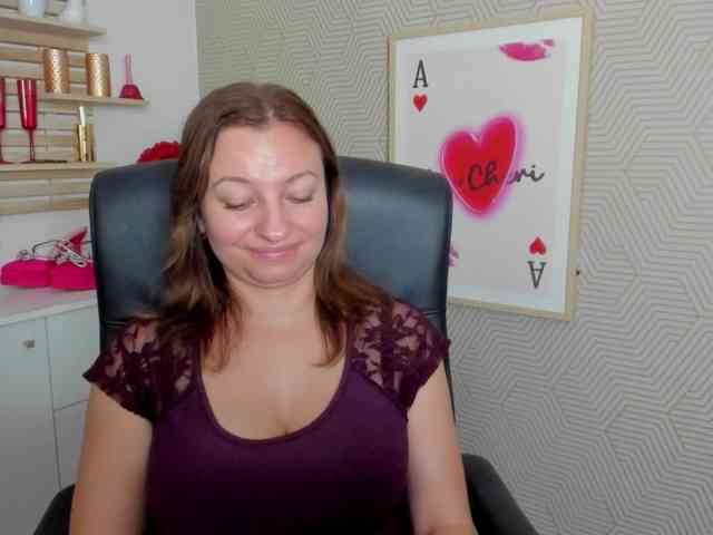 angelaLove13 webcam