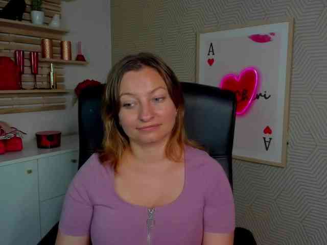 Model: angelaLove13